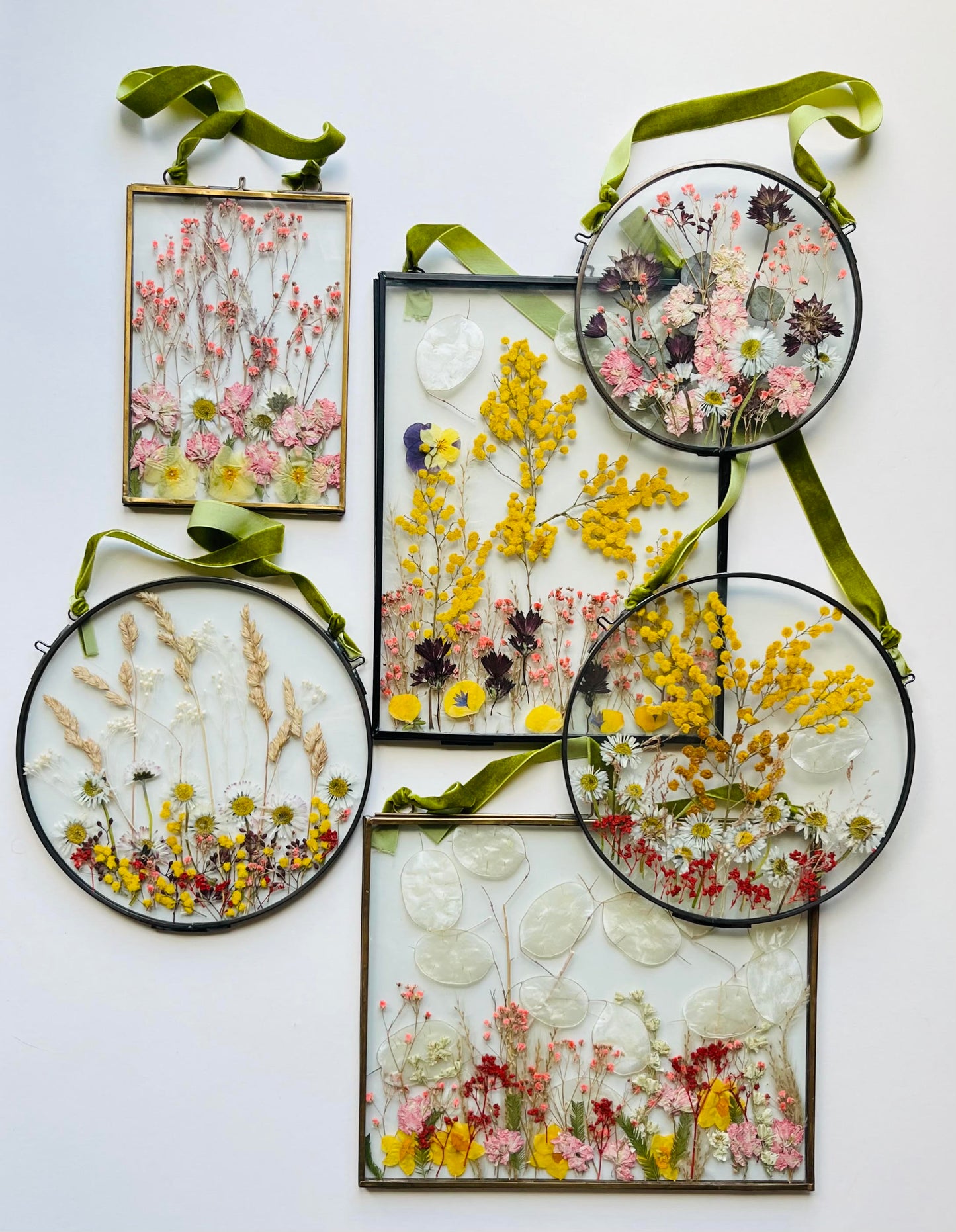 Make Your Own Pressed Flower Frame – Mother's Day at Hill Trader Cafe